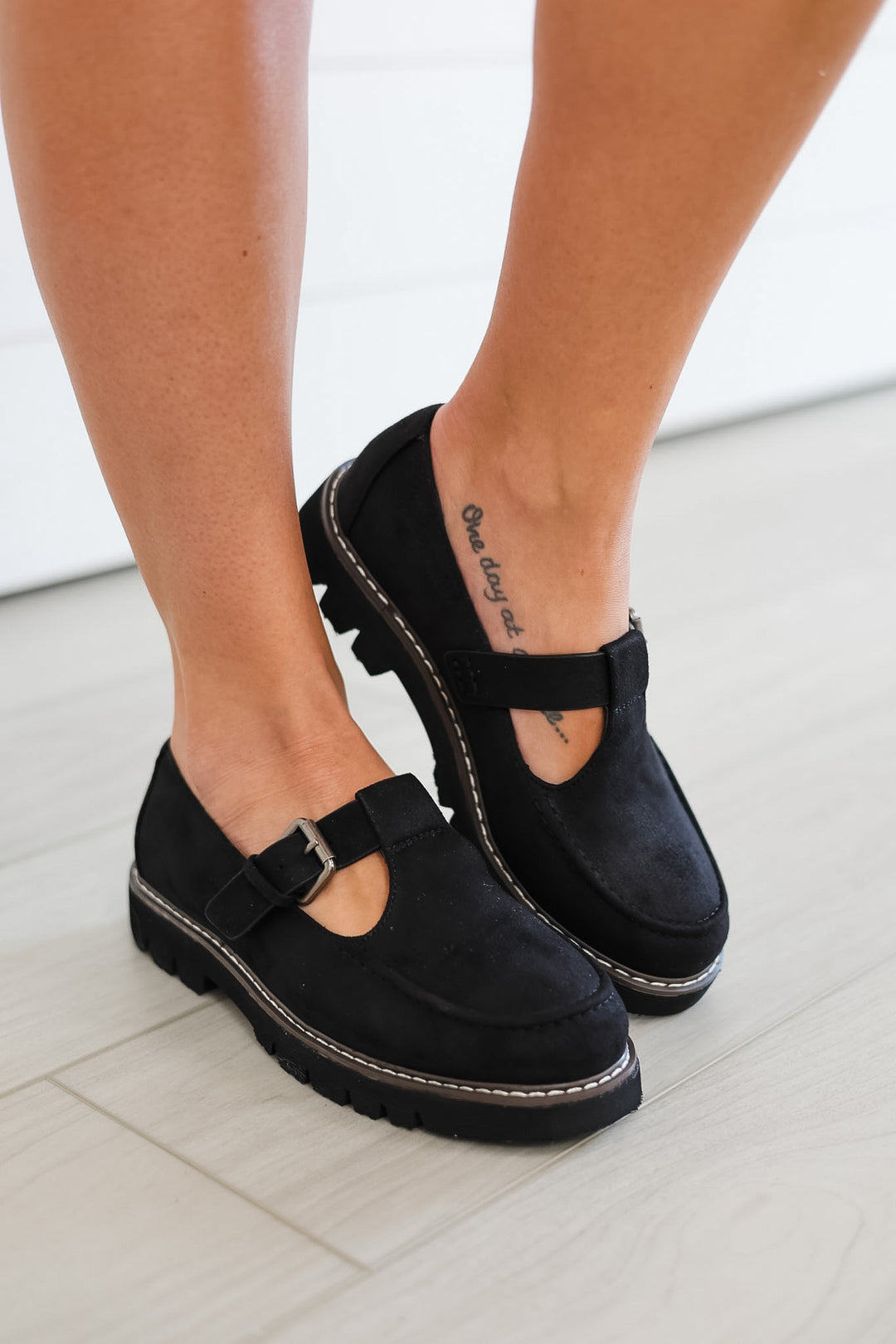 Very G: Roni Loafer