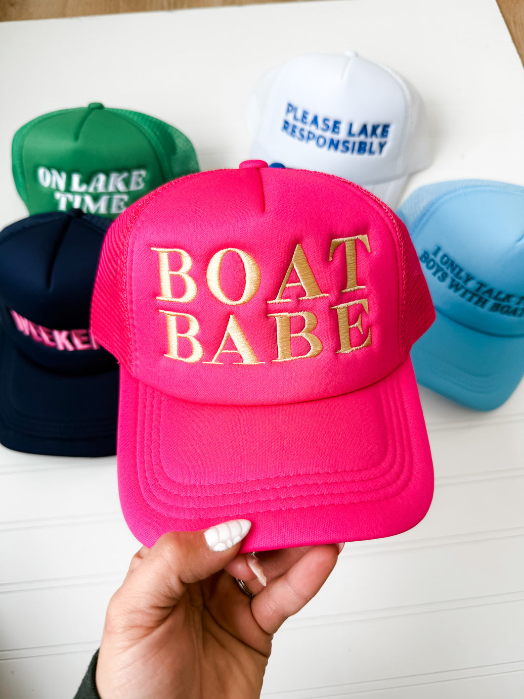 BOAT BABE Trucker Hat