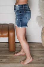 Load image into Gallery viewer, Judy Blue: Believe In Yourself Shorts
