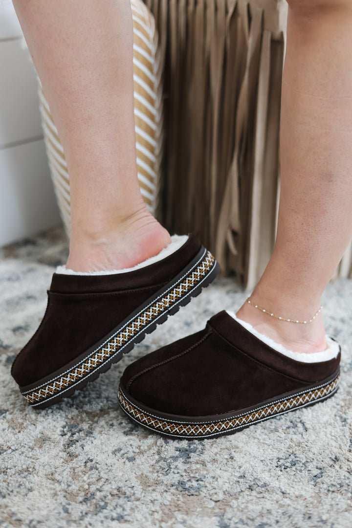 MIA: Villas Slip On