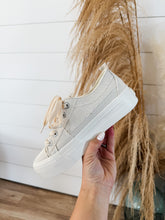 Load image into Gallery viewer, Blowfish: Florally Dreams Sneaker
