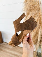 Load image into Gallery viewer, Very G: Wally Wedge Sandal
