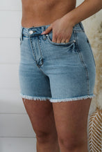 Load image into Gallery viewer, Judy Blue: Here Comes The Sun Shorts
