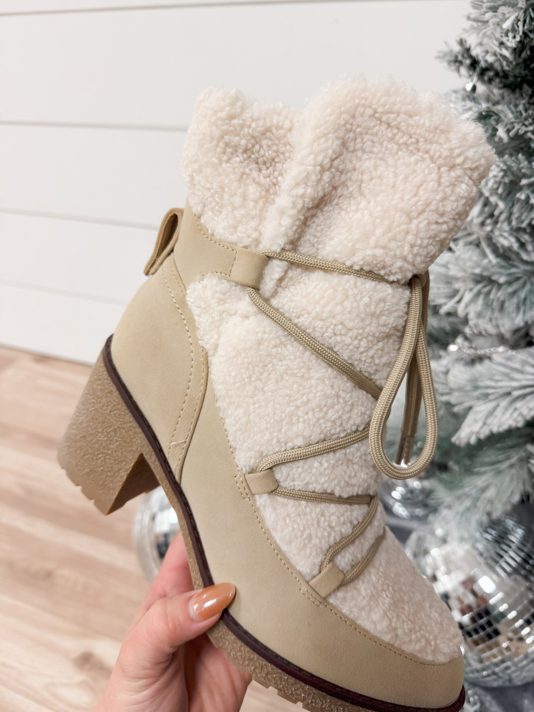 MIA: Aspen Sherpa Boot