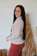 Load image into Gallery viewer, Don&#39;t Blink Top
