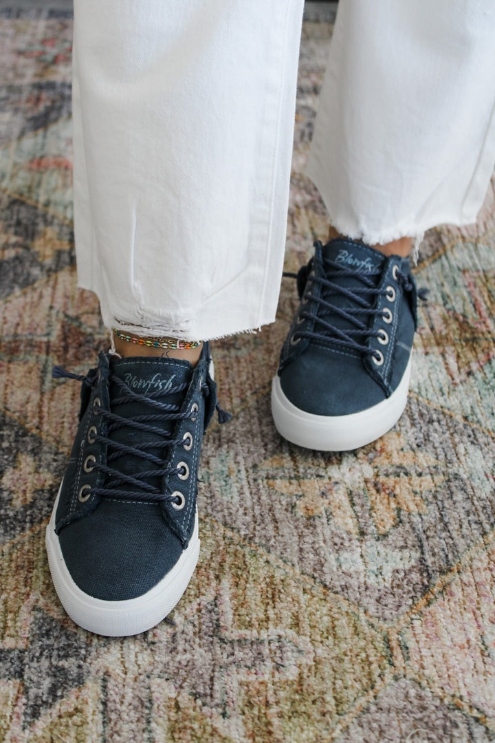 Blowfish: Martina Sneaker (DAMAGED)