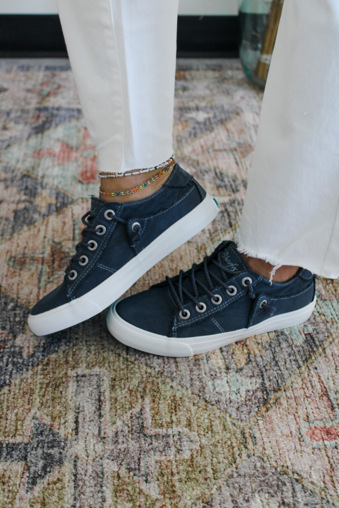 Blowfish: Martina Sneaker (DAMAGED)
