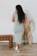 Load image into Gallery viewer, Over My Head Dress
