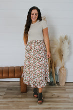 Load image into Gallery viewer, Fresh &amp; Bright Skirt
