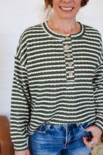 Load image into Gallery viewer, Share The Love Top
