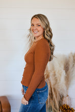 Load image into Gallery viewer, Fill Your Space Top
