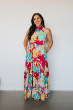 Load image into Gallery viewer, PLUS: Stick Around Dress
