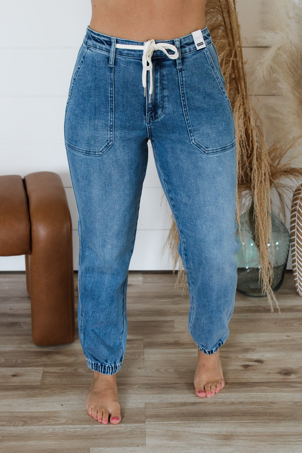 PLUS: Judy Blue: Some Where To Go Denim Jogger
