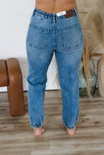 Load image into Gallery viewer, PLUS: Judy Blue: Some Where To Go Denim Jogger
