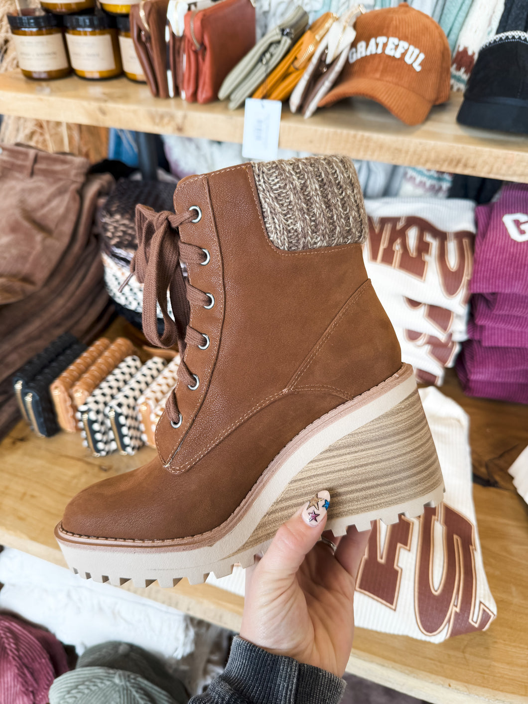 MIA: Chaz Wedge Boot