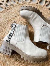 Load image into Gallery viewer, Blowfish: Layten Boot
