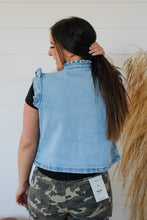Load image into Gallery viewer, At A Glance Vest
