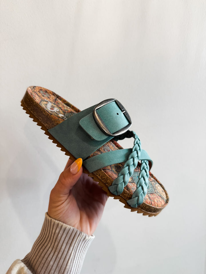 Very G: Nora Sandal (DAMAGED)