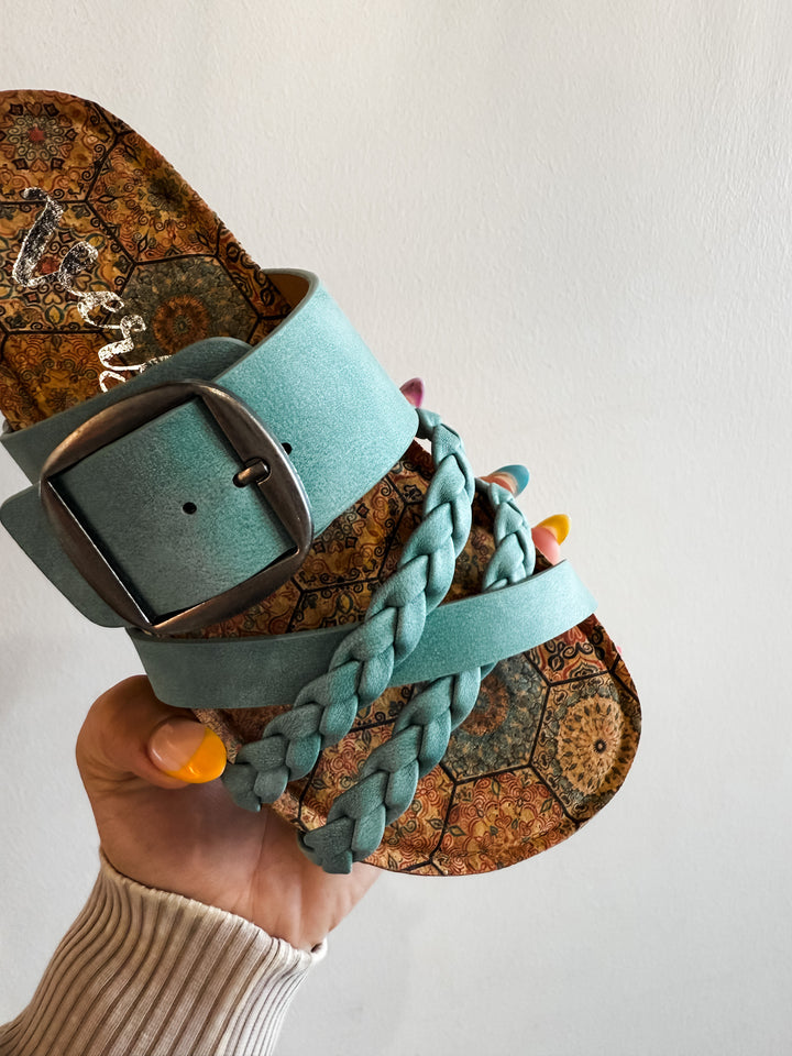 Very G: Nora Sandal (DAMAGED)