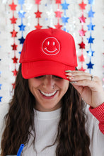 Load image into Gallery viewer, Smiley Trucker Hat
