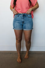 Load image into Gallery viewer, Judy Blue: My Youth Denim Short
