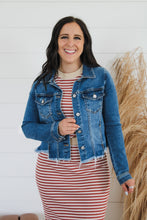 Load image into Gallery viewer, Perfect Match Denim Jacket
