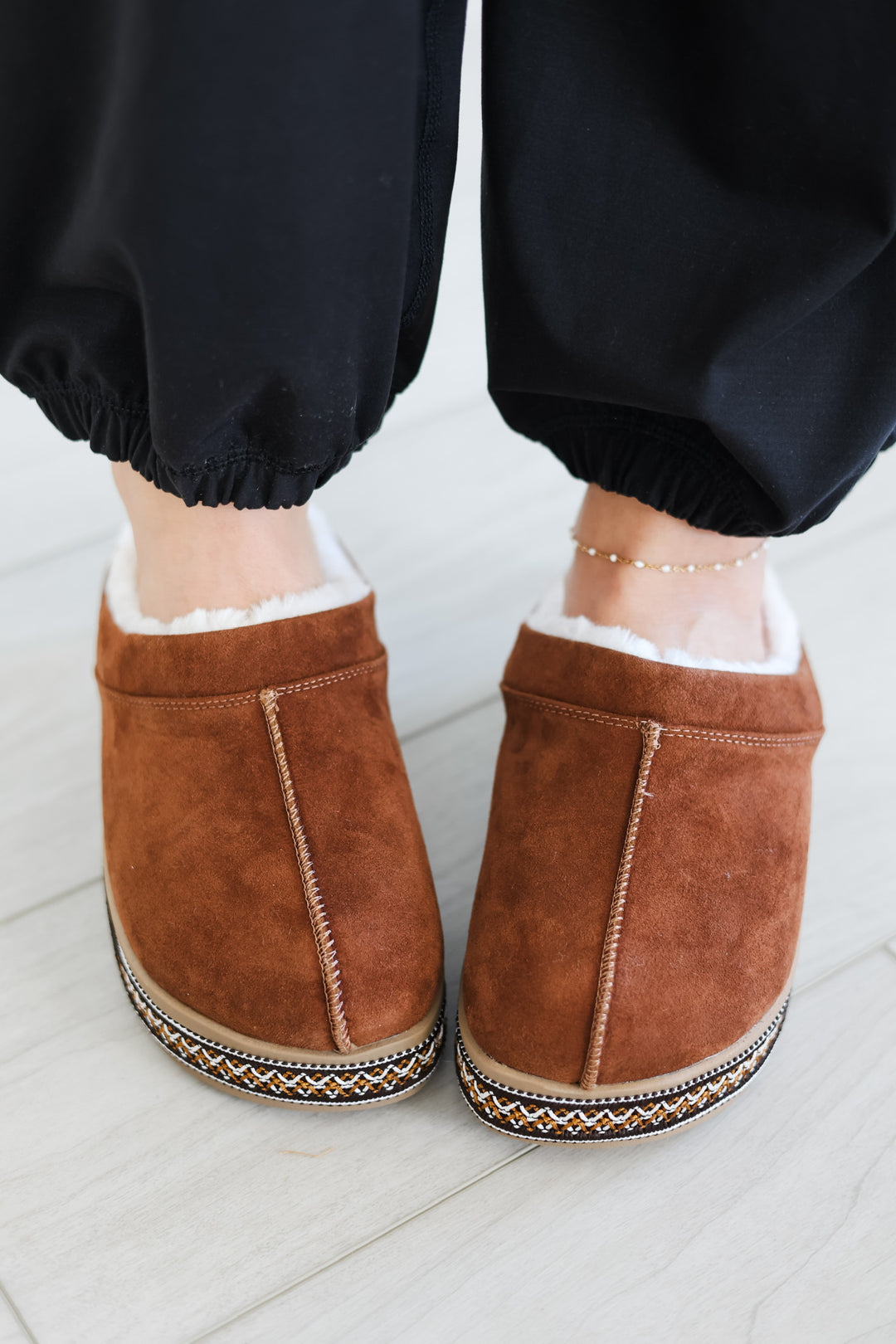 MIA: Villas Slip On