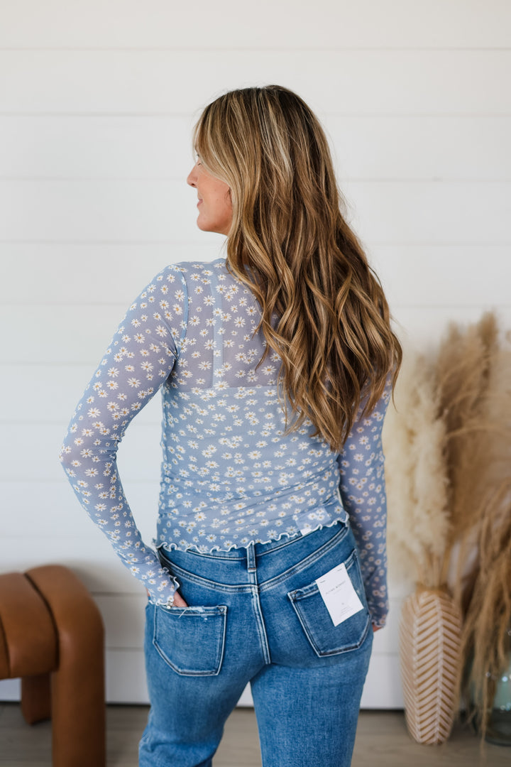 Ditzy Daisy Top