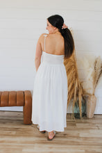 Load image into Gallery viewer, Sweet &amp; Simple Dress
