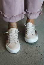 Load image into Gallery viewer, Blowfish: Wave Sneaker
