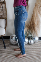 Load image into Gallery viewer, Judy Blue: Let&#39;s Connect Denim
