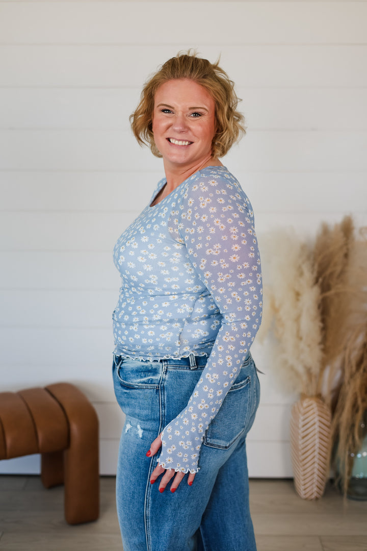 Ditzy Daisy Top