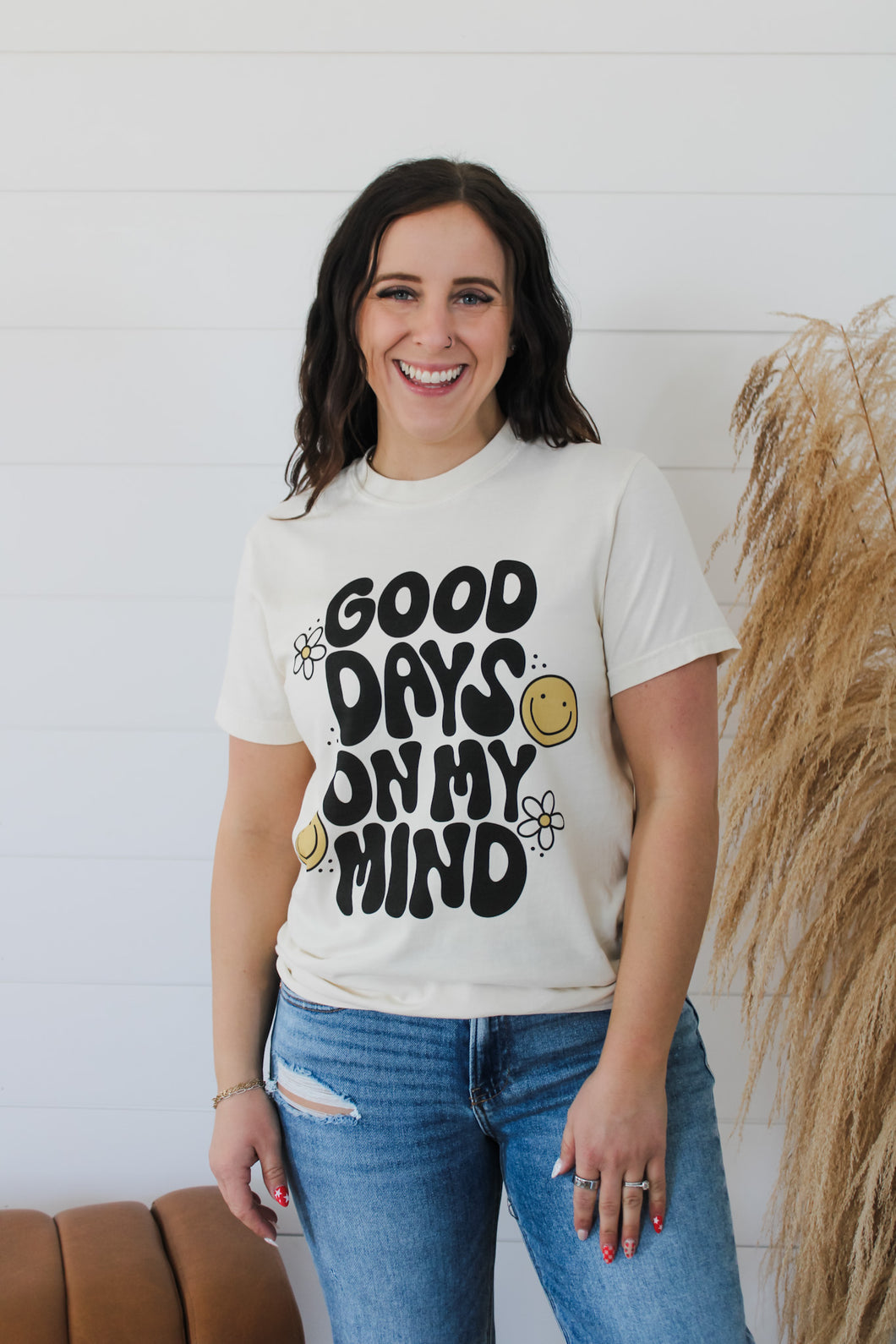 Good Days On My Mind Top