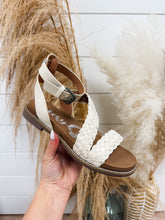 Load image into Gallery viewer, Very G: Sylvie Sandal
