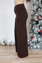 Load image into Gallery viewer, Moving On Pant
