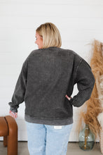 Load image into Gallery viewer, USA Flag Corded Crew
