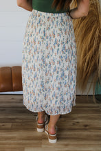 Load image into Gallery viewer, Hang In There Skirt
