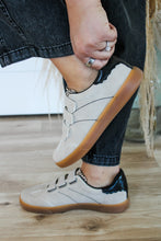 Load image into Gallery viewer, Blowfish: Tucson Sneaker
