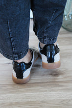 Load image into Gallery viewer, Blowfish: Tucson Sneaker
