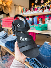 Load image into Gallery viewer, Very G: Hariett Wedge Sandal
