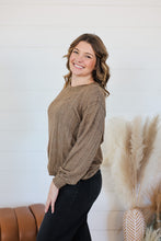 Load image into Gallery viewer, Keep It Up Top
