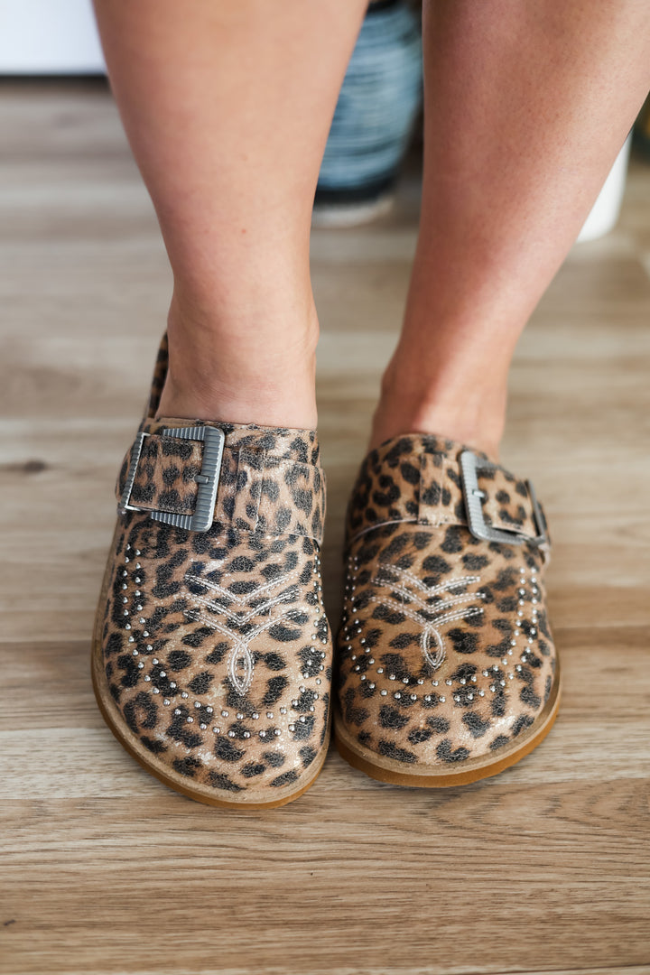Henderson Clog
