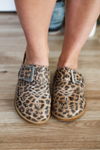 Load image into Gallery viewer, Henderson Clog
