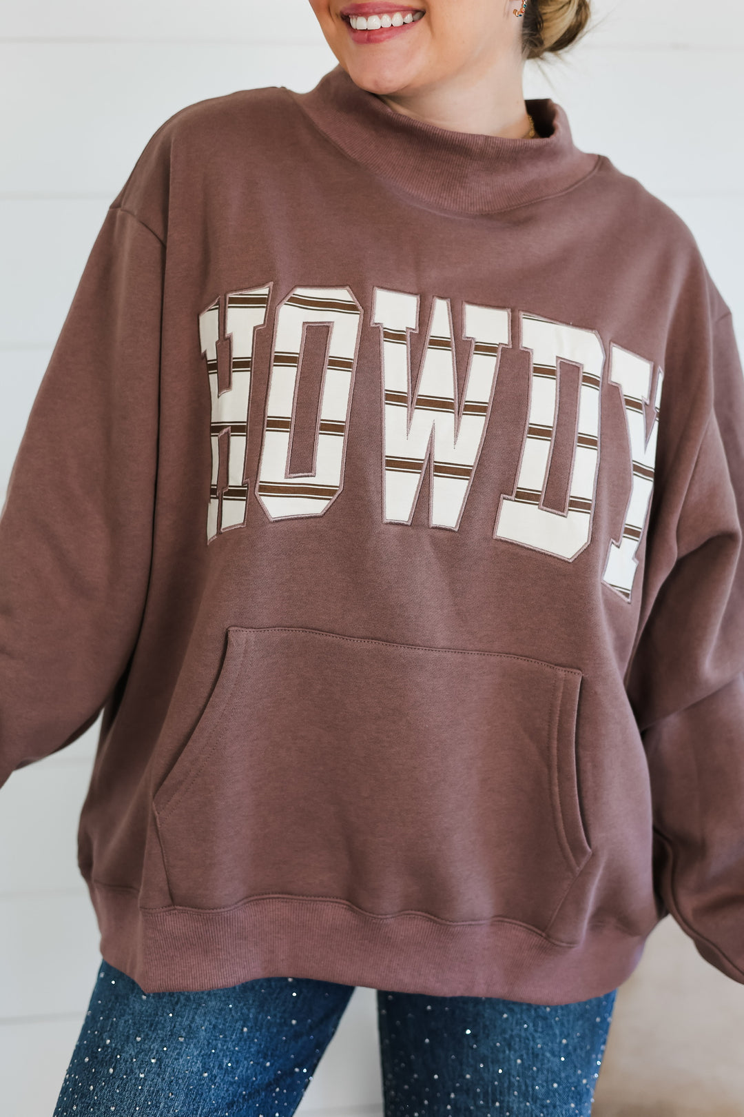 HOWDY Mock Neck Top