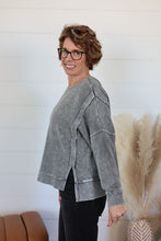 Load image into Gallery viewer, Can&#39;t Be Beat Top
