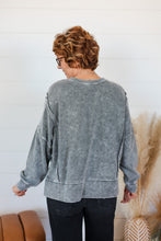 Load image into Gallery viewer, Can&#39;t Be Beat Top
