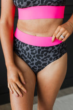 Load image into Gallery viewer, Ray Of Sunshine Swim Bottoms

