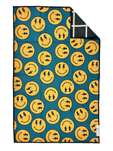 Load image into Gallery viewer, Ryat Reversible Hand Towel
