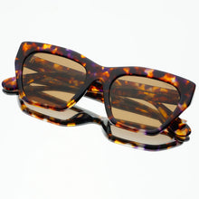 Load image into Gallery viewer, Gia Sunglasses- Tortoise
